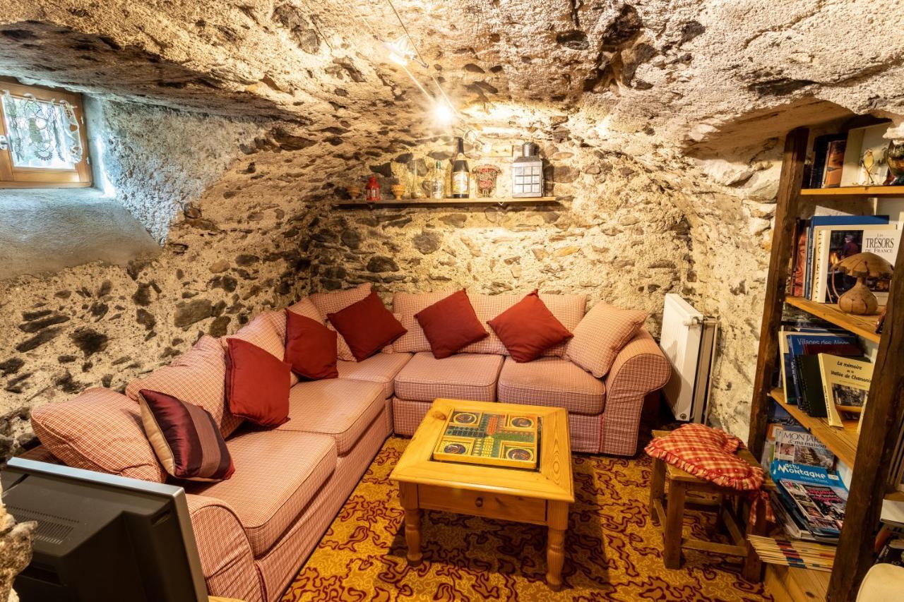 Chalet Pele - Alpes Travel - Central Chamonix - Sleeps 11 외부 사진